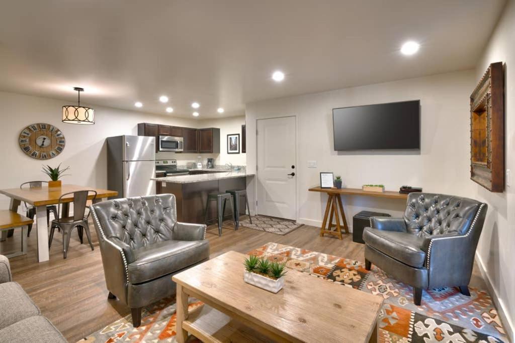 5C Sweet Redcliff Condo, Pool & Hot Tub Moab Eksteriør billede