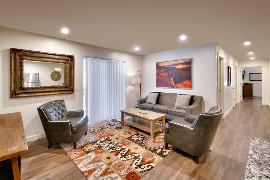5C Sweet Redcliff Condo, Pool & Hot Tub Moab Eksteriør billede