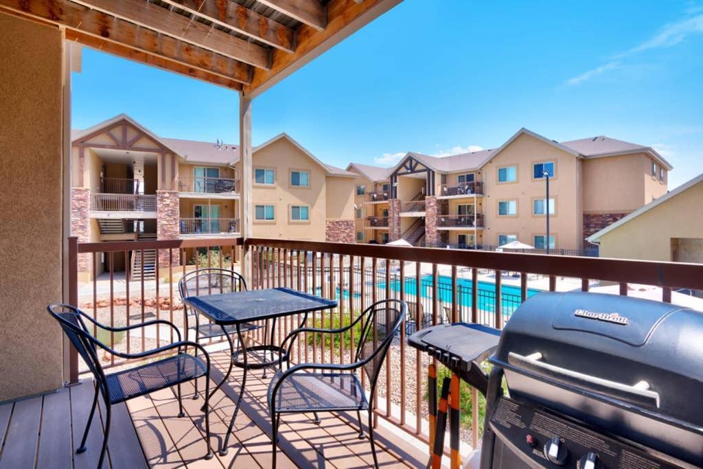 5C Sweet Redcliff Condo, Pool & Hot Tub Moab Eksteriør billede